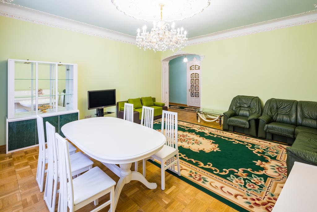 Do Lvova Central Apartments Ngoại thất bức ảnh
