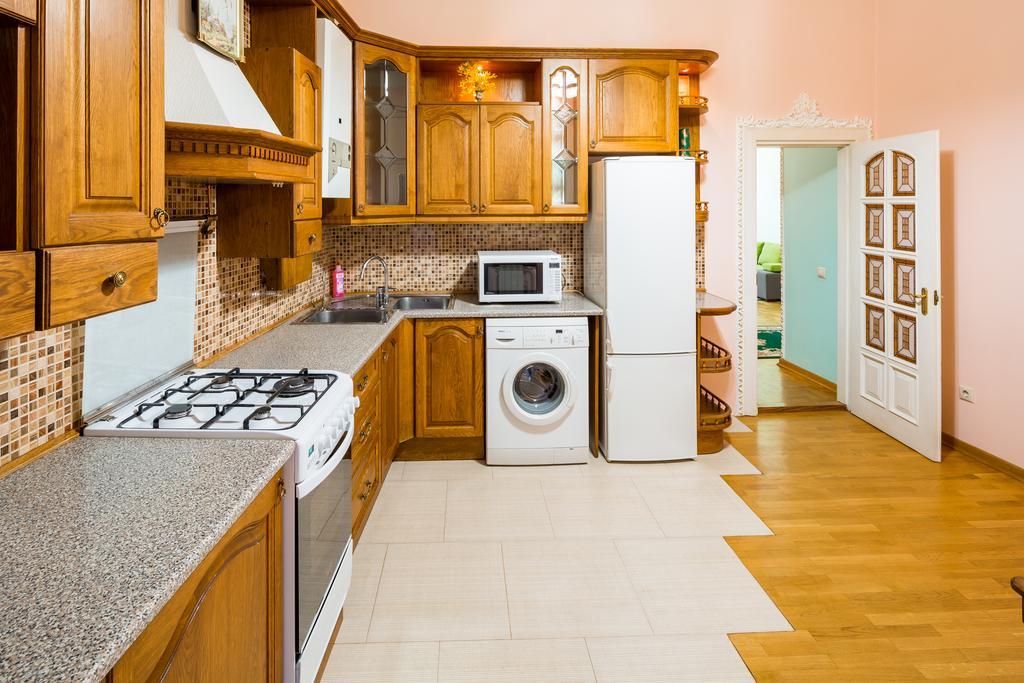 Do Lvova Central Apartments Ngoại thất bức ảnh